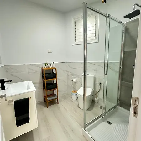 Flat With Jacuzzi In アグイメス